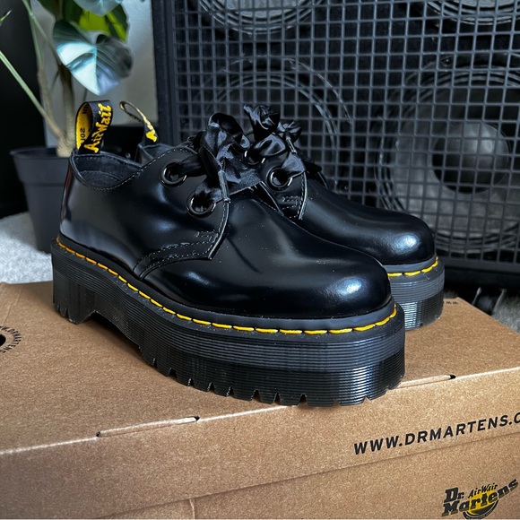 NEW Dr Martens Holly Platforms with Ribbon